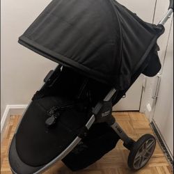 Britax Stroller With rain cover and tray
