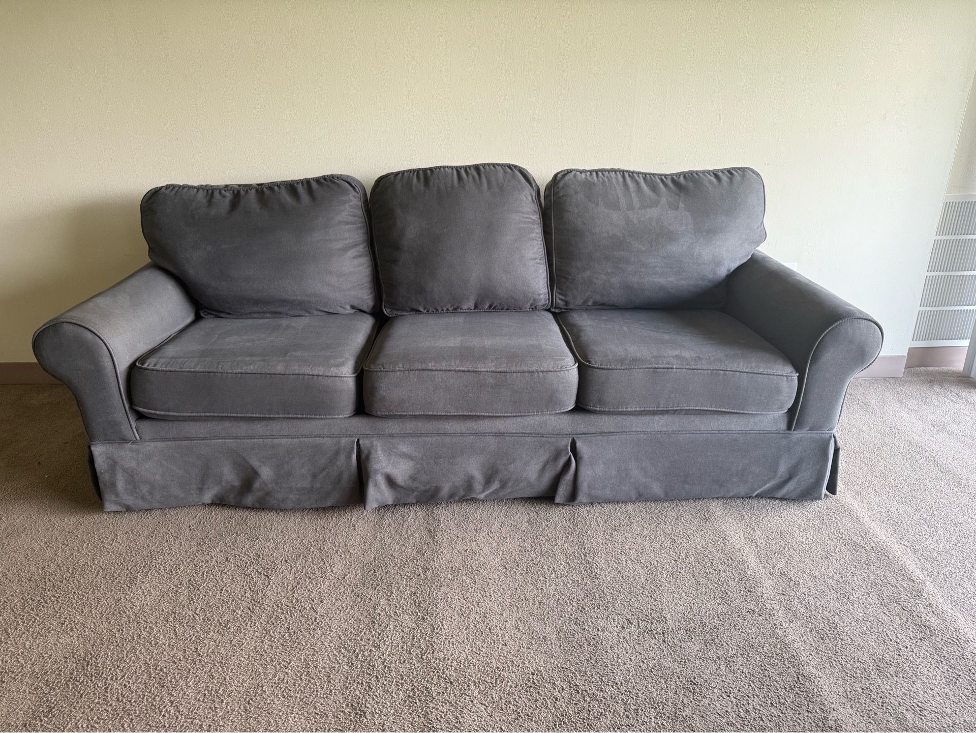 Couch (Bob’s Discount Furniture brand)