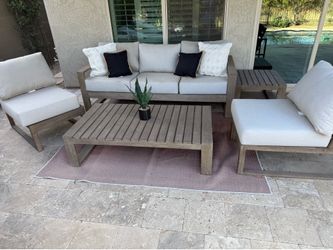 Living Spaces Outdoor Set