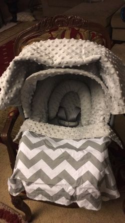 Baby car seat with cover
