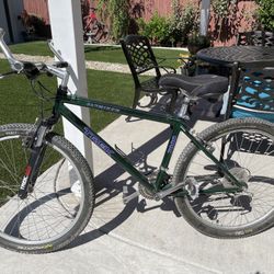 Classic  Trek MTB 7000