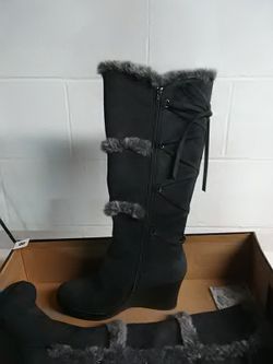 Route 66 Women's Boots Size 8 NEW IN BOX