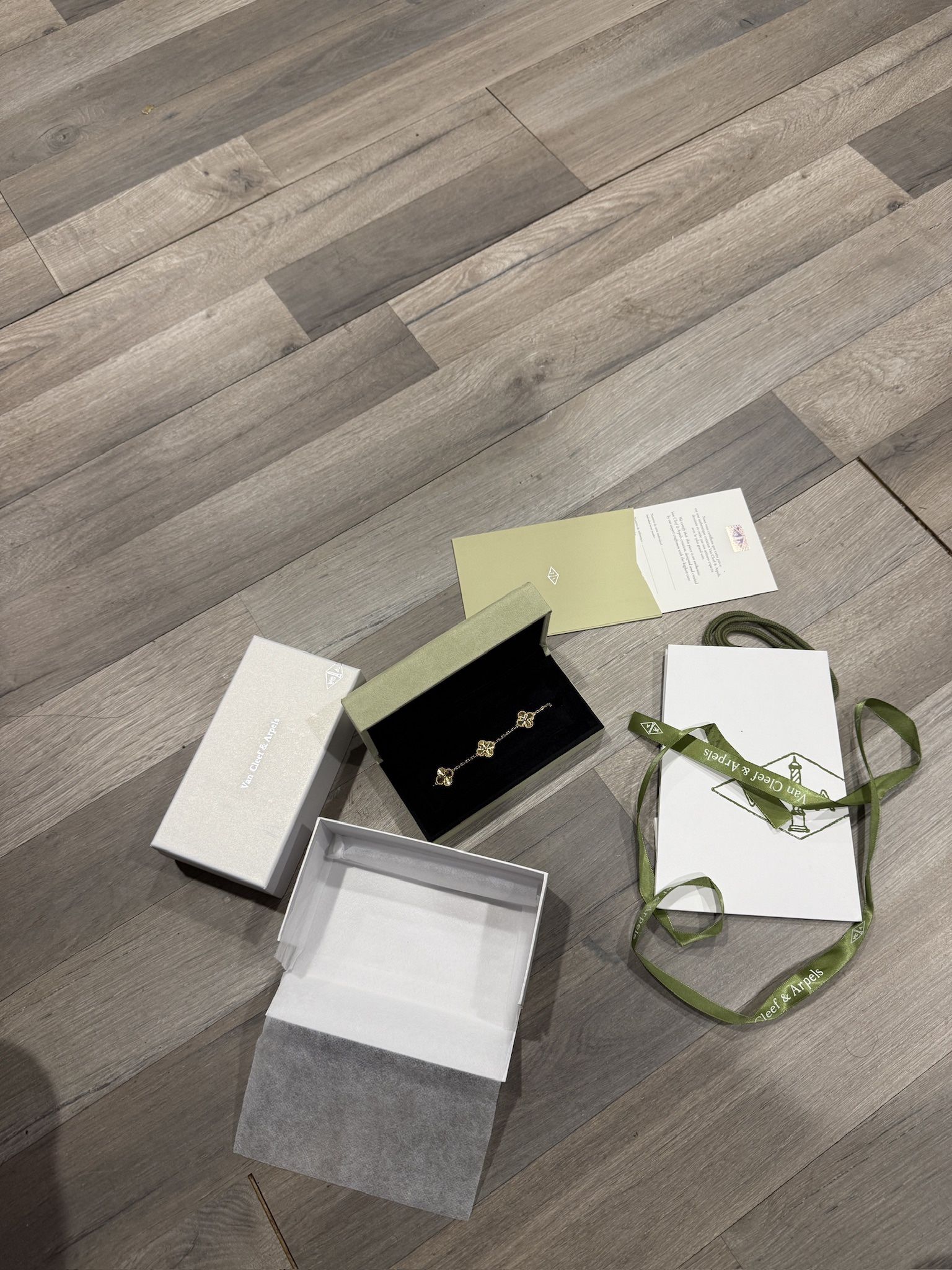 van cleef arpels bracelet 5 Clover