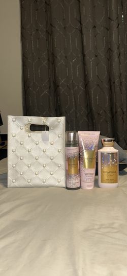 Bath & body works champagne toast set 