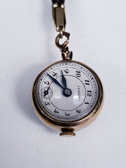 "WOW" FABULOUS LOOKING 1940'S CROTON PENDANT WATCH