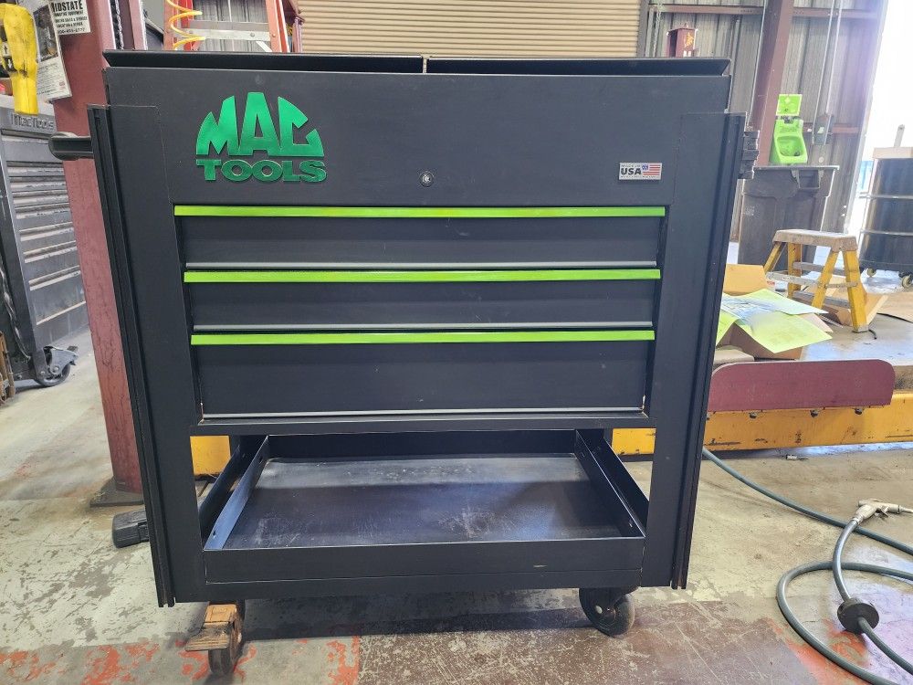 Mac Tool Cart