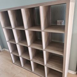 2  Twin Beds & Furniture 