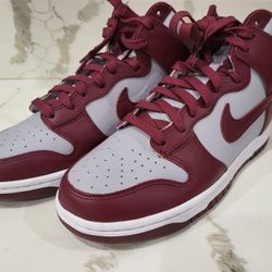 Dunk High 'Dark Beetroot'