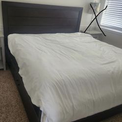 Cal King Bedroom Set