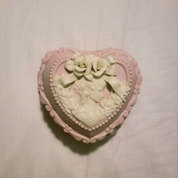 Vintage Porcelain Princess Pink Jewelry Box