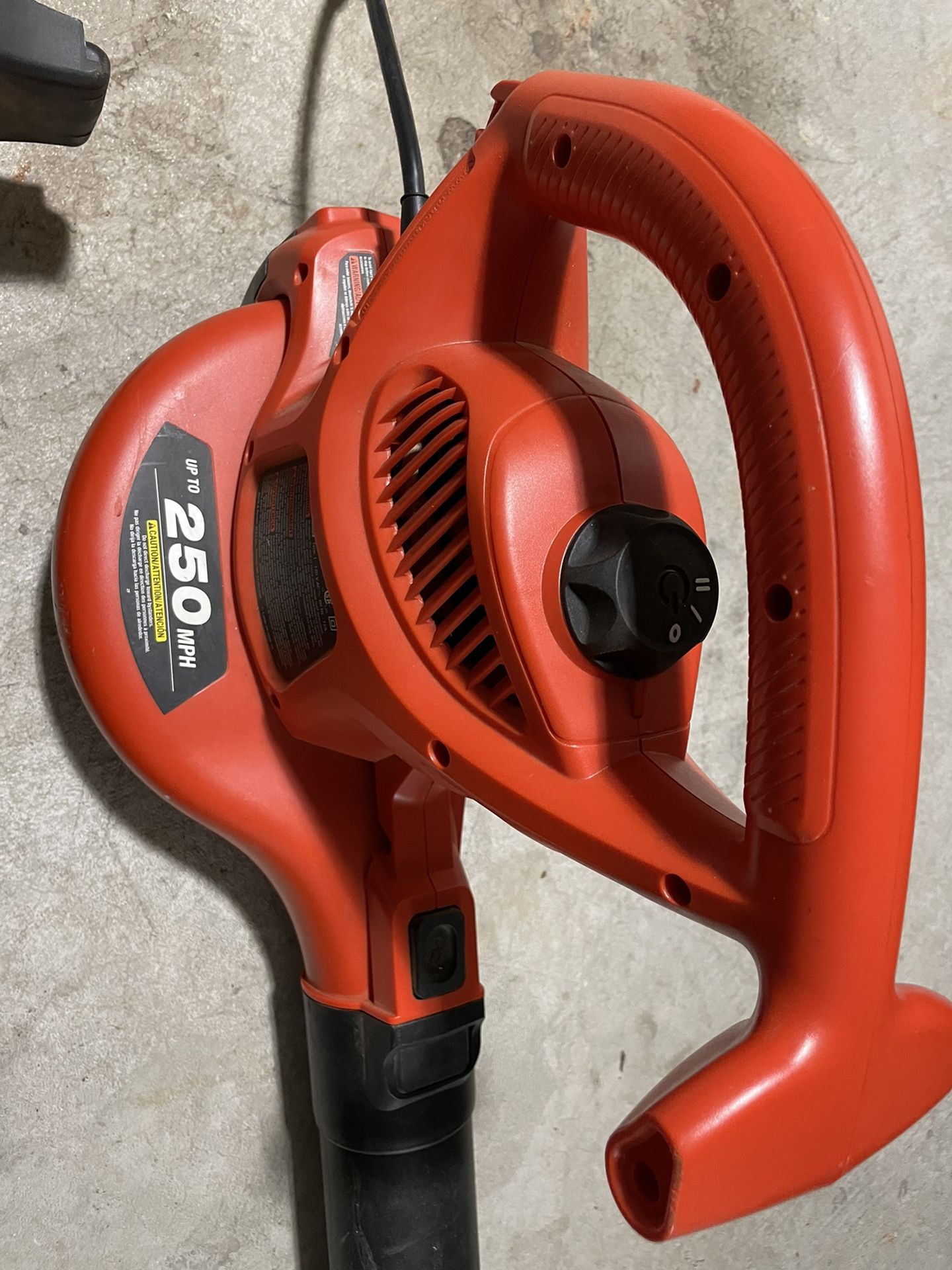 Leaf Blower