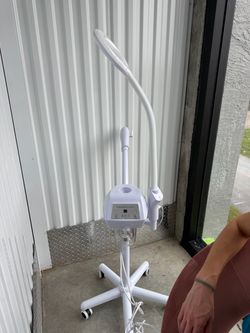 Professional Facial Steamer with Magnifying Lamp & Aromatherapy – Spa Equipment