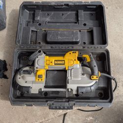 DeWalt DWM120 5" Deep Cut Variable Speed Band Saw