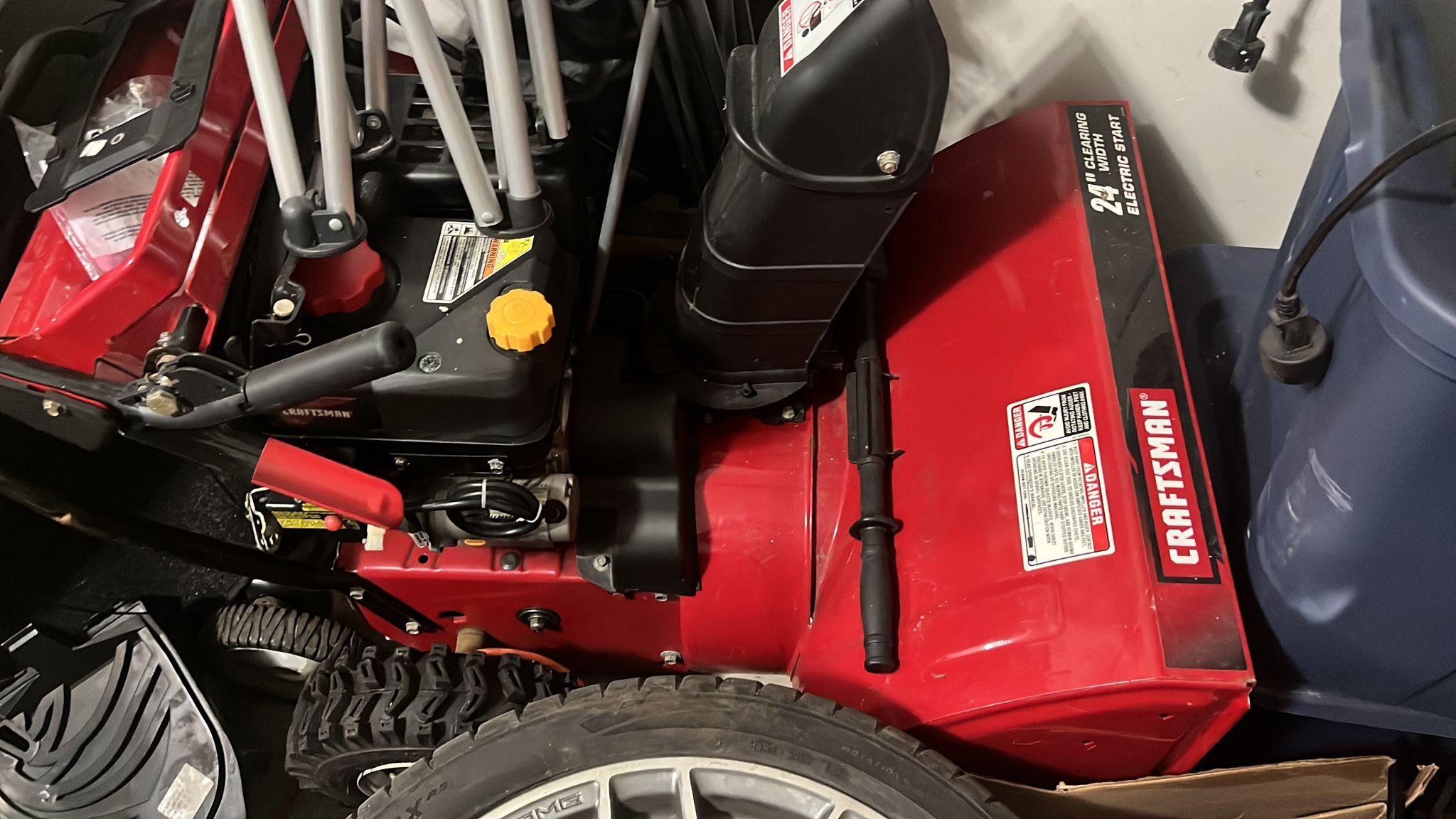 Craftsman 24” Snowblower for Sale in Bolingbrook, IL OfferUp