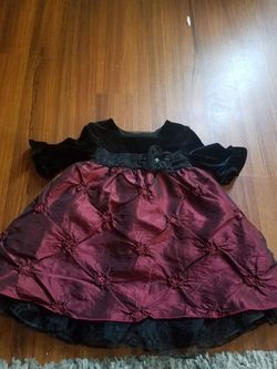 Girls Christmas dress size 12 months