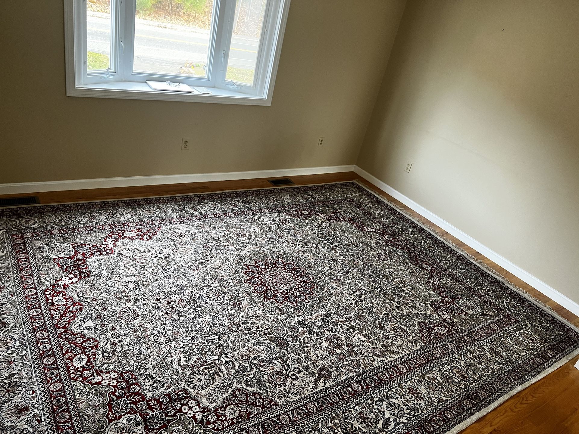 Silk Persian Rug for Sale in Shrewsbury, MA OfferUp