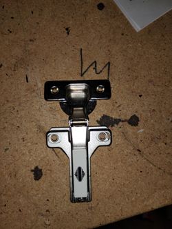 Salice Concealed (Euro) Hinge and Plate (120° - Face Frame - 5/8" Overlay - Screw- On) Worth $300+