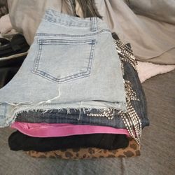 Women's Size 4 Pants & Shorts Brand Names 