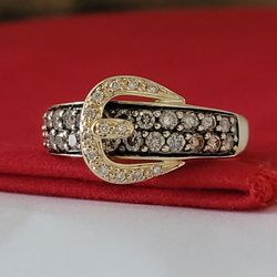 $5,000 Ring, 14k Solid Gold Chocolate & Vanilla Genuine Diamonds Buckle Ring 14K Gold – Size 7 – Tags: Anillo de Oro y Diamantes