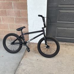 KINK BMX Bike