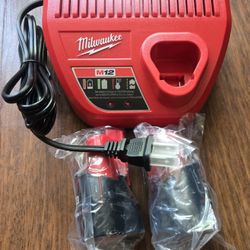 MILWAUKEE M12 BATTERYS 