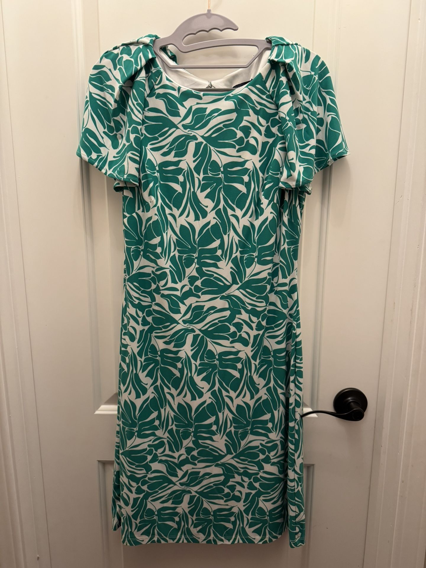 Stylish Comfy Designer Dress Size Medium For Sale