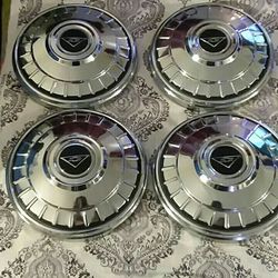 Chevy hub caps