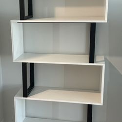 shelve like new 