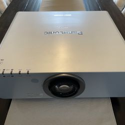 Panasonic PT-DW6300US WXGA DLP Projector