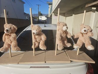 Four Teddybears Whit Base