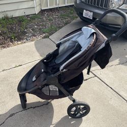 2017 Britax B Free Stroller