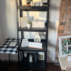 Bookshelves 