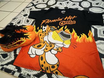 Sz 8 shoe xl shirt