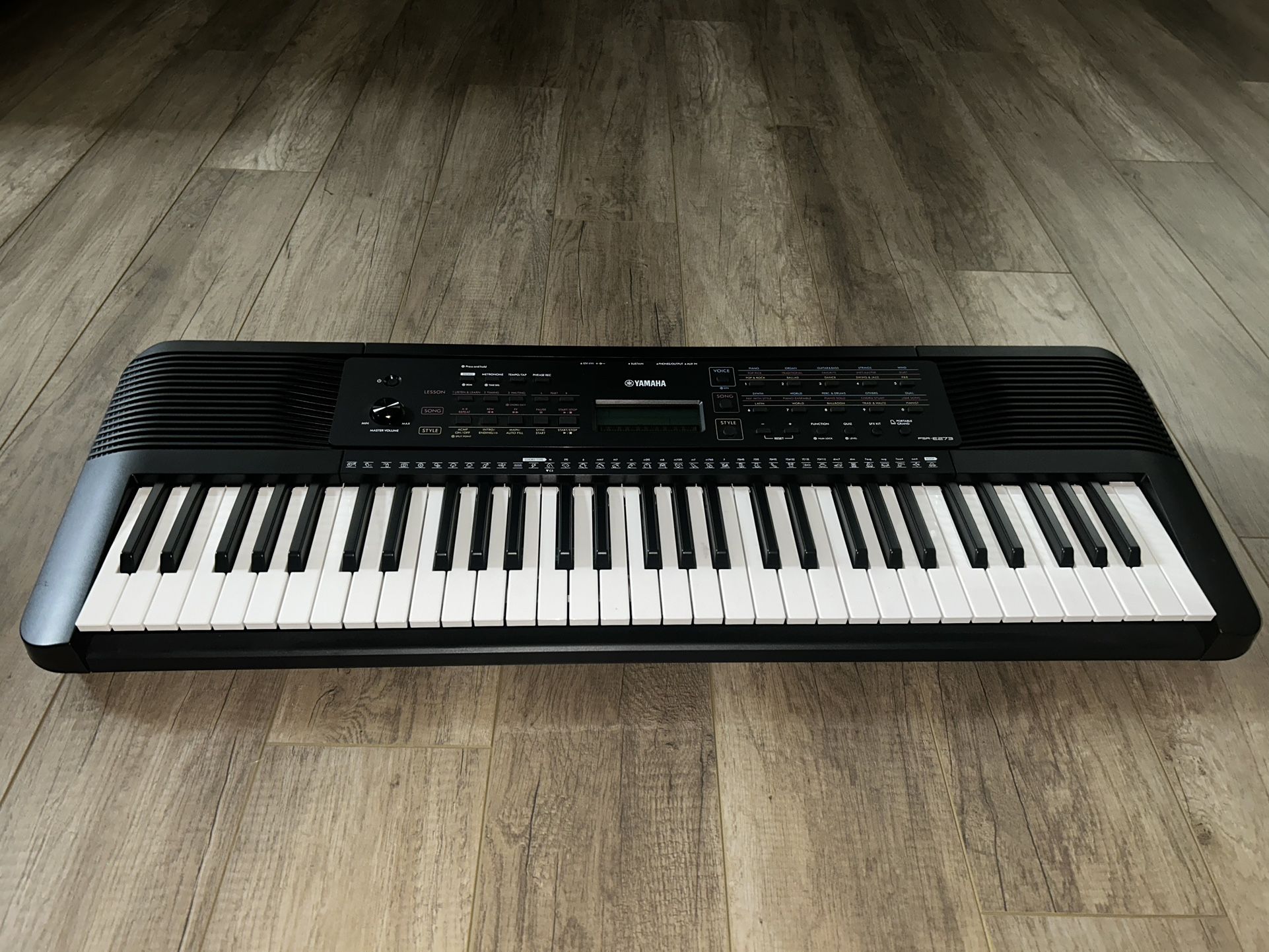 Yamaha PSR-E283 61-Key Portable Keyboard With Power Adapter