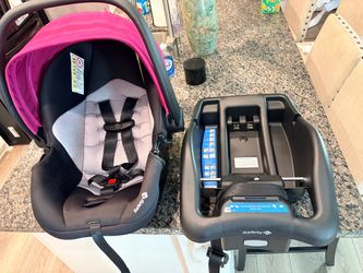 Safety 1st Infant Car Seat with Base