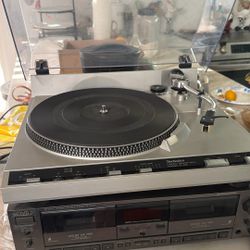 Technics SL-235 