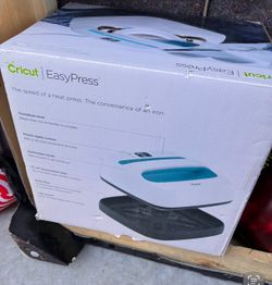 CRICUT EASY PRESS