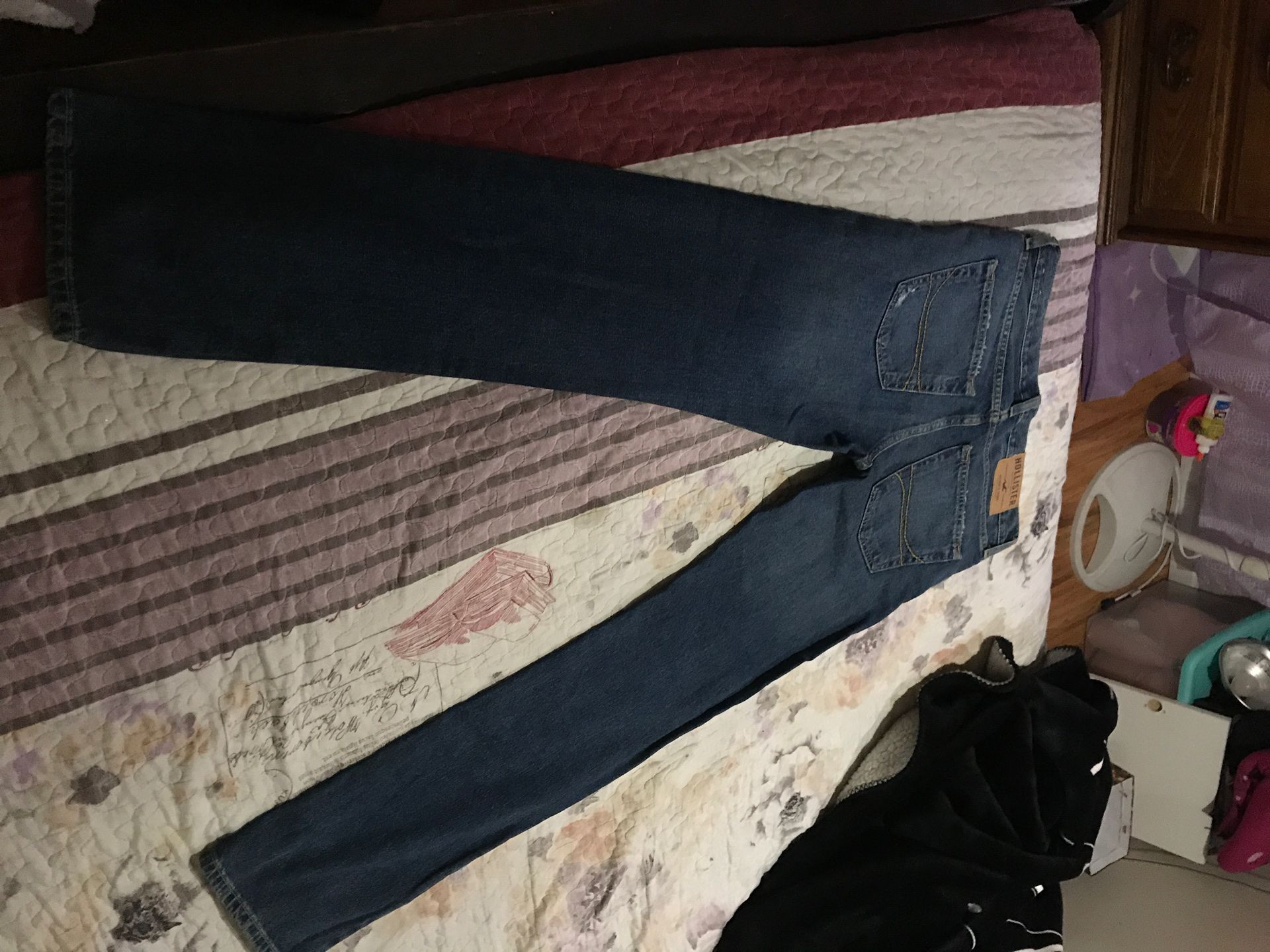 28x30 slim straight hollister pants new !