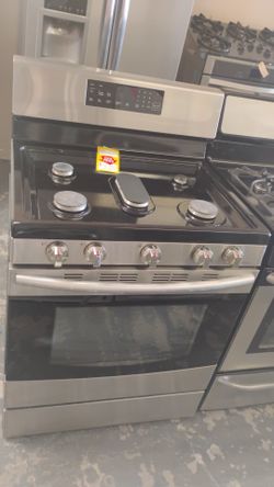 Beautiful Samsung stainless steel gas range