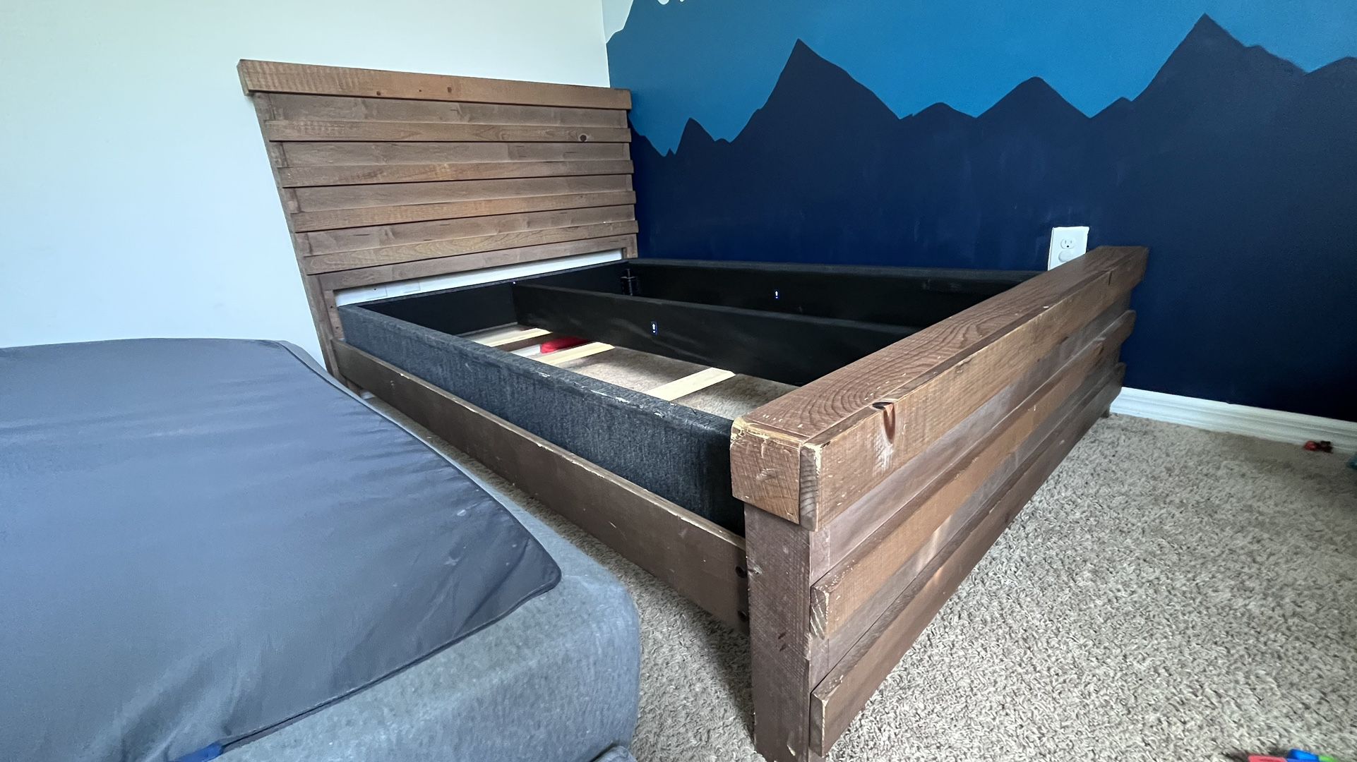 Rustic Wood Full Size Bed Frame