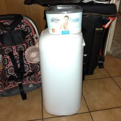 Diaper Genie 