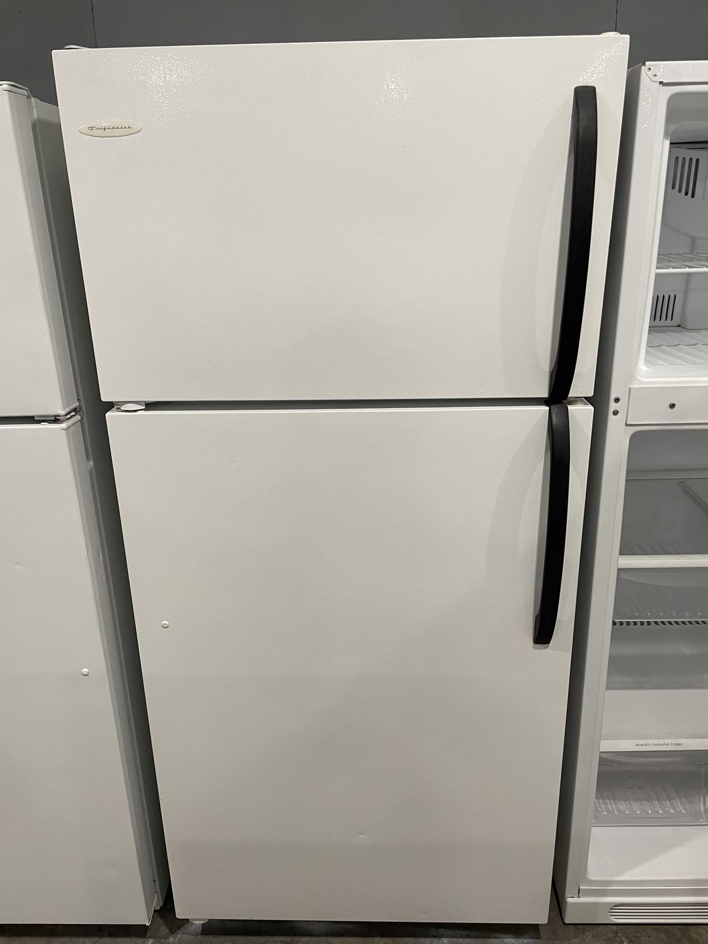 Frigidaire Fridge 