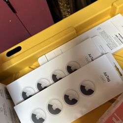 Apple AirTags 