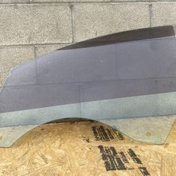 13-20 Ford Fusion Driver Front left Window 