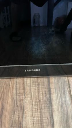 TV 42 Inches Samsung With Surround Systems