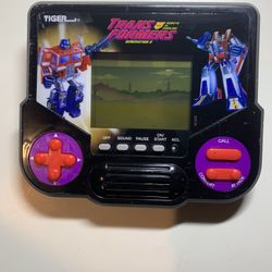Retro Transformers Handheld Video Game- Robots In Disguise By Hasbro Gaming Tiger Electronics