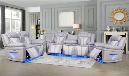 2 PC SOFA AND LOVESEAT NEW IN BOX