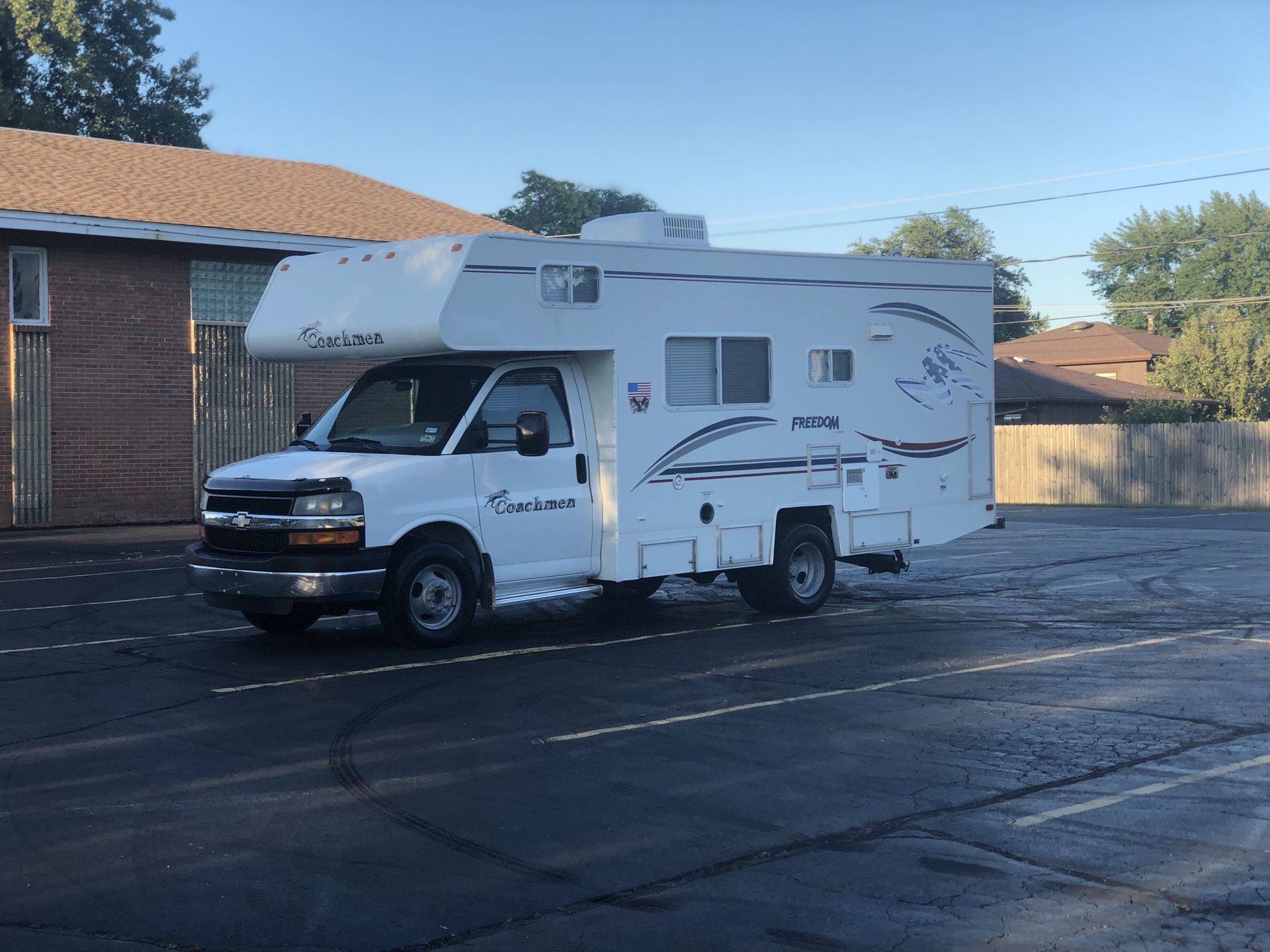 2004 coachman 23ft motorhome for Sale in Oak Lawn, IL - OfferUp