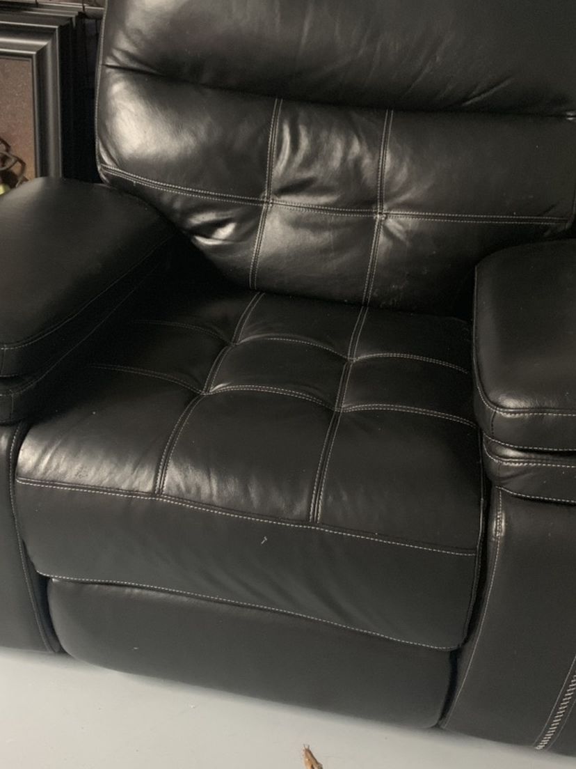 American Signature Recliner