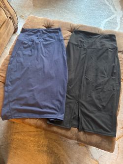 THE GYM PEOPLE High-Waisted Pencil Midi Skirts – Size Medium – Set of 2 – $15